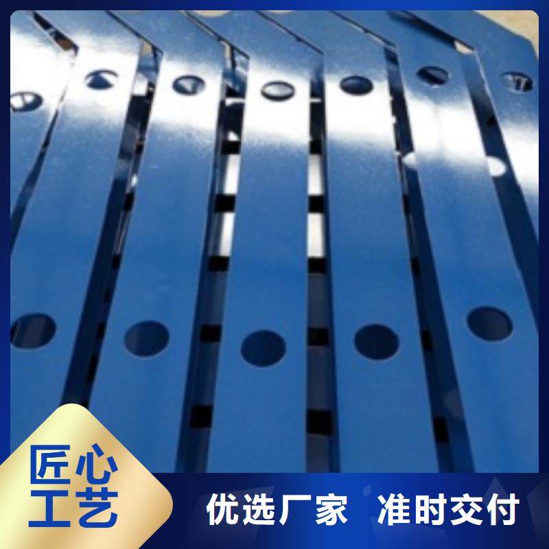 订购《浦和》不锈钢碳素钢复合管护栏工厂实拍