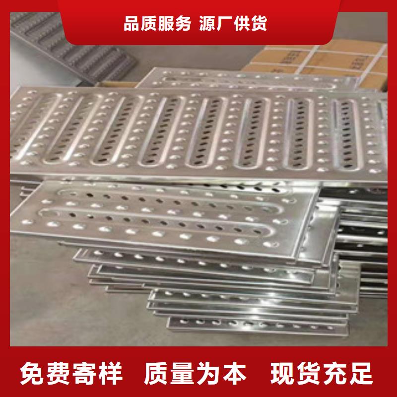 东营品质镀锌钢格栅专业生产钢格栅板，厂家直销  