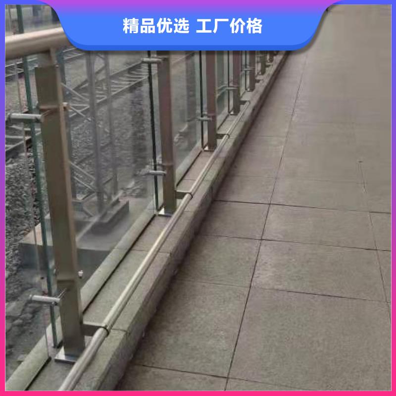 讲信誉保质量【鑫方达】公路桥梁护栏品质优良