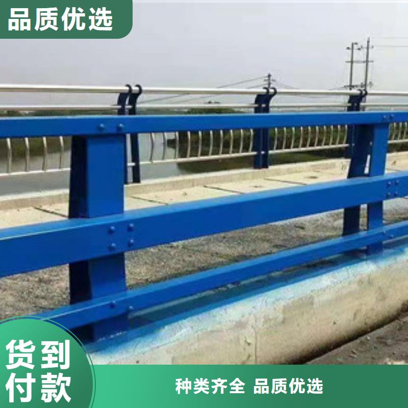 本土<荣洪>公路防撞护栏立柱图片