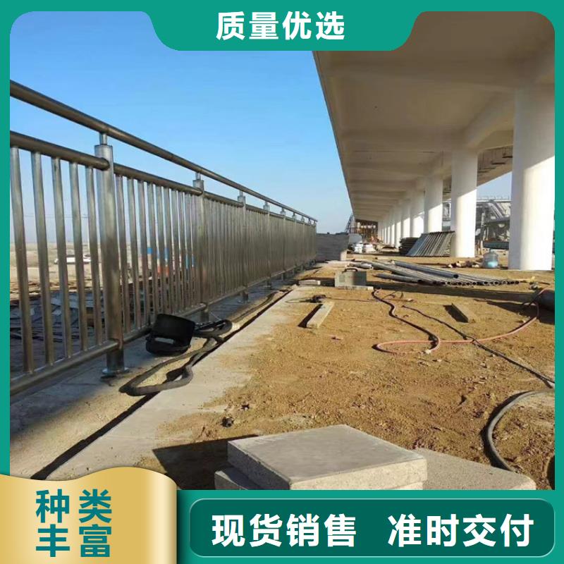广东本地省无缝管桥梁防护栏样式新颖美观大方