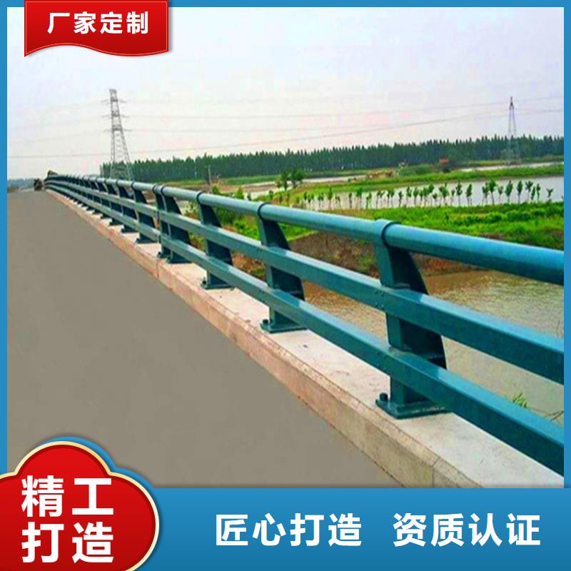 云南省本地[荣欣]高架桥防撞护栏生产厂家推荐聊城荣欣