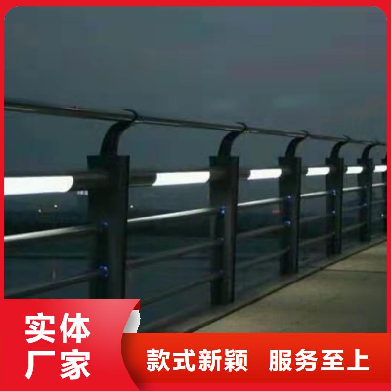 【怒江】当地桥防撞墙栏杆生产厂家